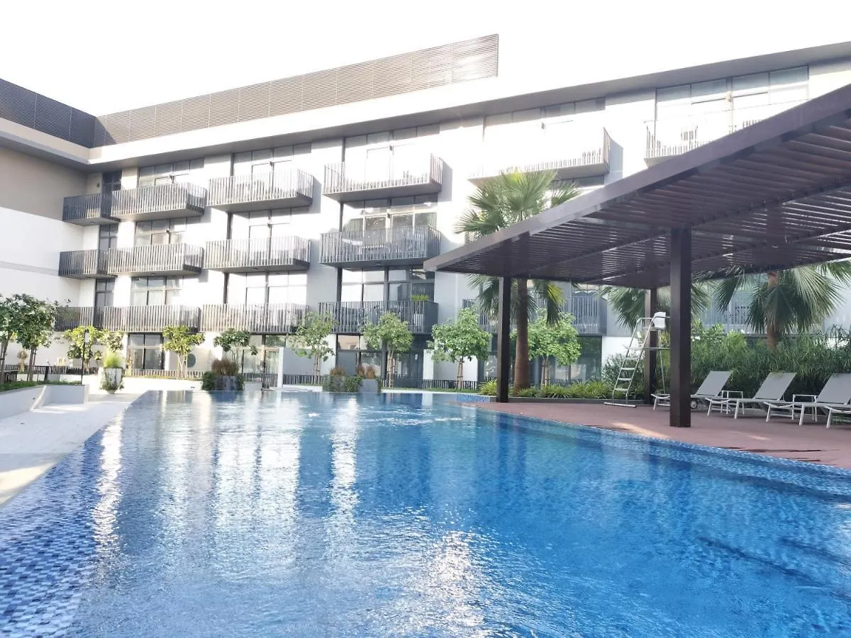 Belgravia 3 - Bright One Bed With Garden View Apartment Dubai