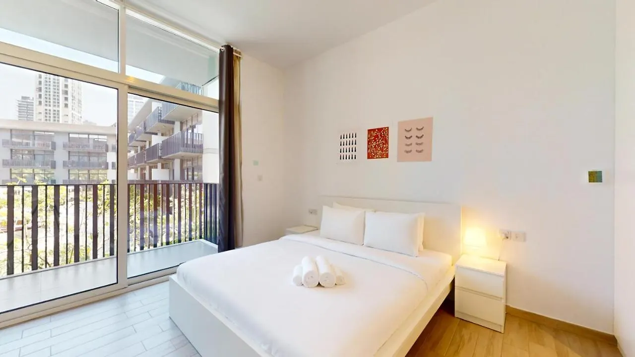 Belgravia 3 - Bright One Bed With Garden View Apartment Dubai