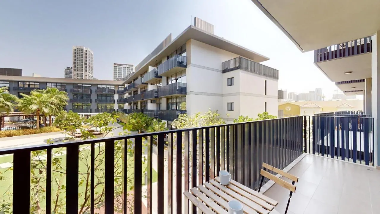 Belgravia 3 - Bright One Bed With Garden View Apartment Dubai